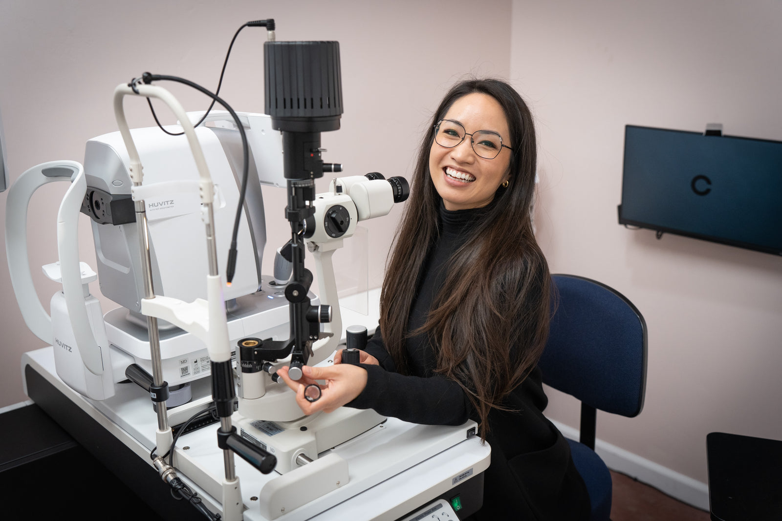 Revival Eyewear optometrist